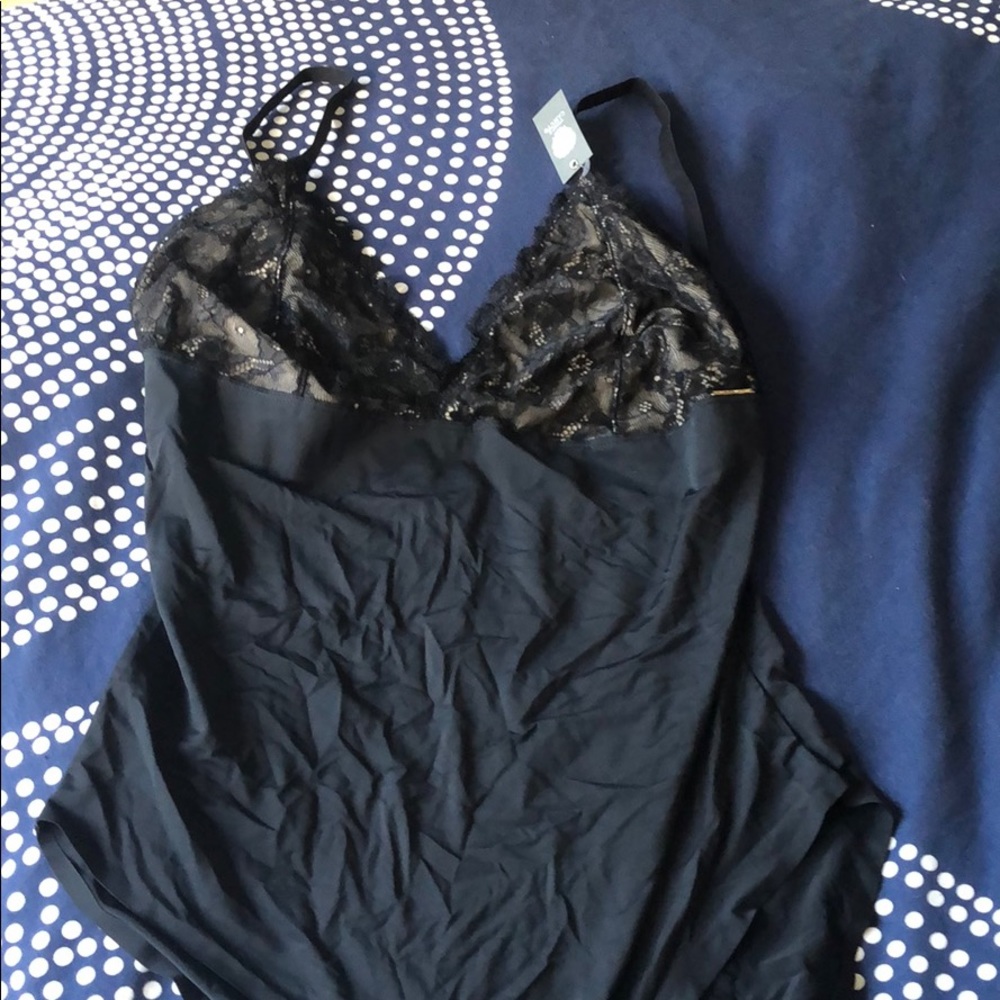NWT Vince Camuto body suit